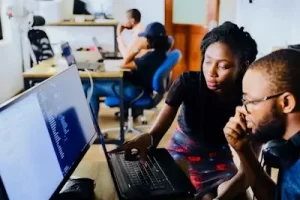 O ambiente ideal de trabalho para cada signo segundo o zodíaco