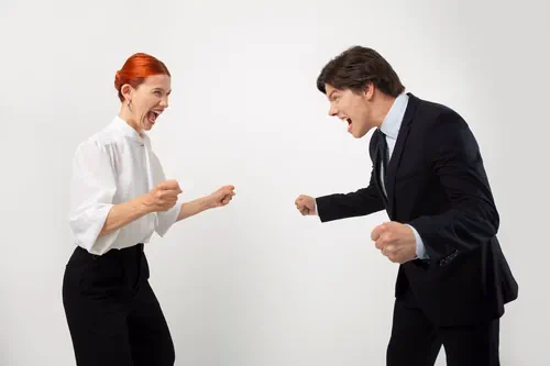 Veja como se comporta cada signo em uma Discussão