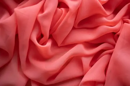 Veja mais sobre o Ritual do pano vermelho para combater a inveja