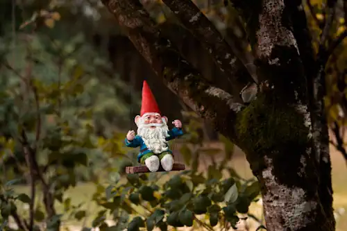 Veja mais sobre o simbolismo e a magia dos duendes