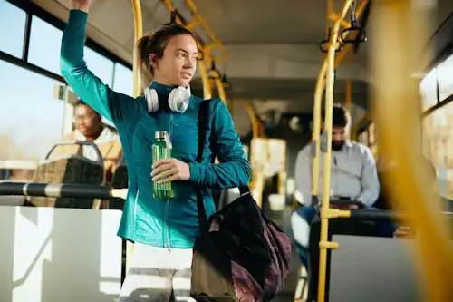 Veja mais sobre Sonhar com ônibus: significado do sonho