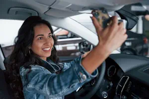 O jeito de cada signo ao volante do carro