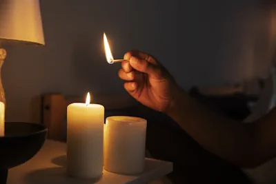 Um momento de fé, luz e conexão espiritual neste ritual das quintas-feiras para a realização dos desejos