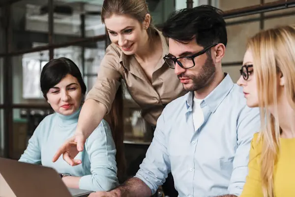 Como o seu signo influencia o seu estilo de trabalho