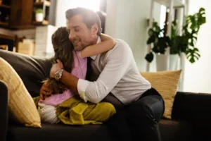 Como é Câncer como pai: entenda seu estilo de amor e disciplina