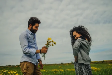 Pelo signo do zodíaco como saber se ela ou ele está a fim de você