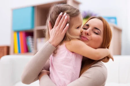 Leão como mãe: Carinhosa, confiante e extremamente protetora