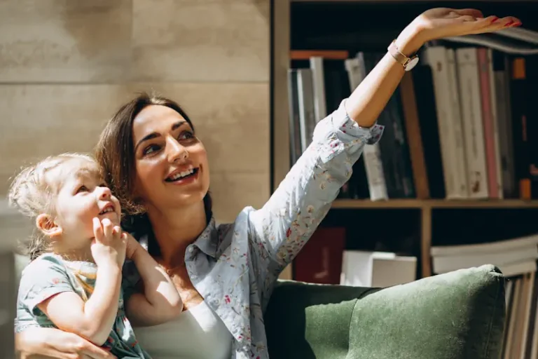 Mãe de Sagitário: Confira os pontos fortes e o estilo de criação