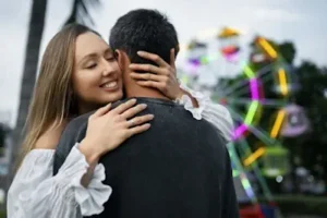 O Universo envia a pessoa certa na hora certa: Confie no processo