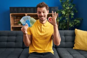 Peixes e o dinheiro: ele é sonhador ou descontrolado?