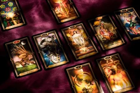 Tarot do Amor, Dinheiro e Trabalho com a parceria do Portal Astrocentro