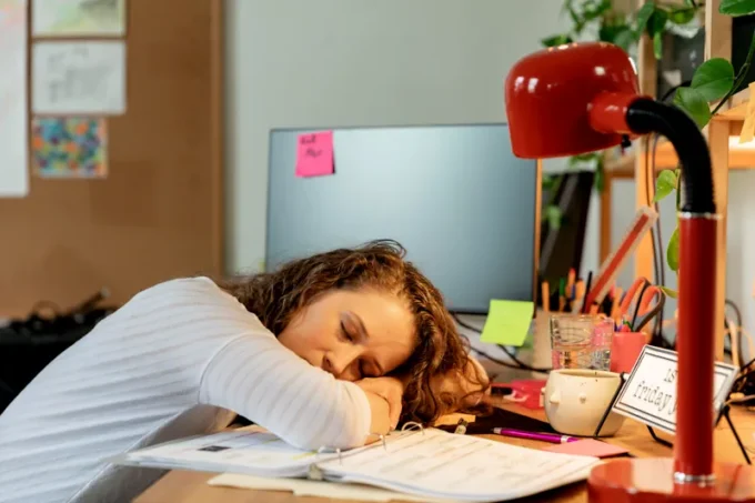 Dormindo mal? A astrologia explica quantas horas o seu signo necessita