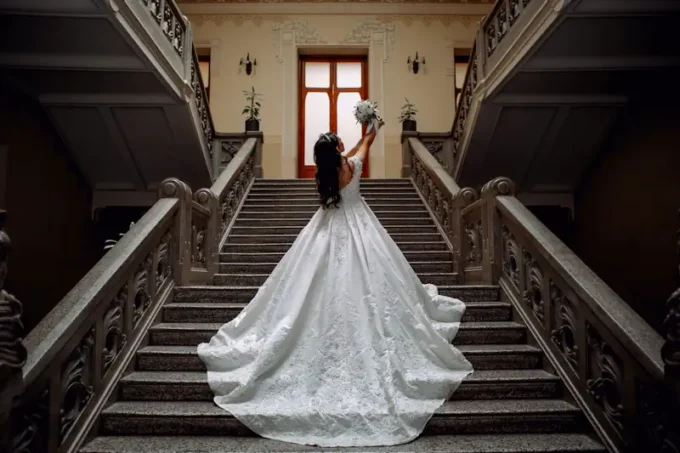 O que realmente significa sonhar com um vestido de noiva?