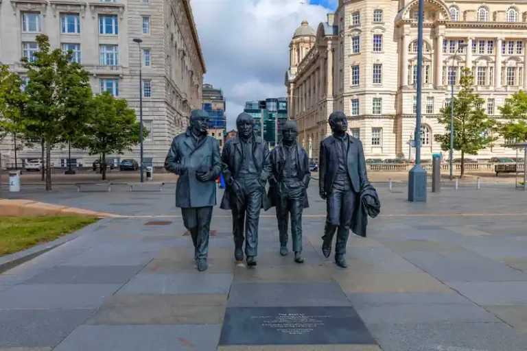 Descubra qual álbum dos Beatles você é