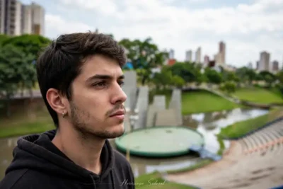 Como o escorpiano age no dia a dia: não esquece briga e some no WhatsApp